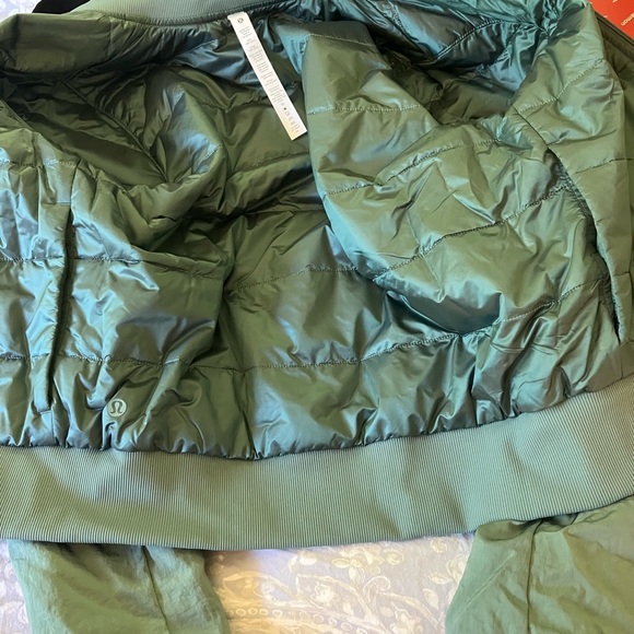 NWT Lululemon Non Stop Reversible Bomber, Sz 4, Tidewater Teal! - Picture 11 of 11